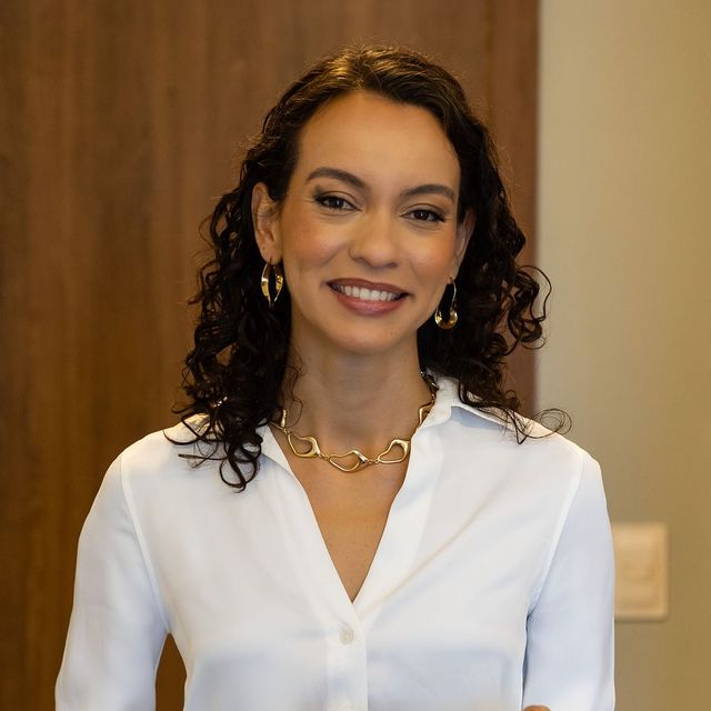 Nathália De Souza Oliveiria, Cirurgião de cabeça e pescoço Brasília