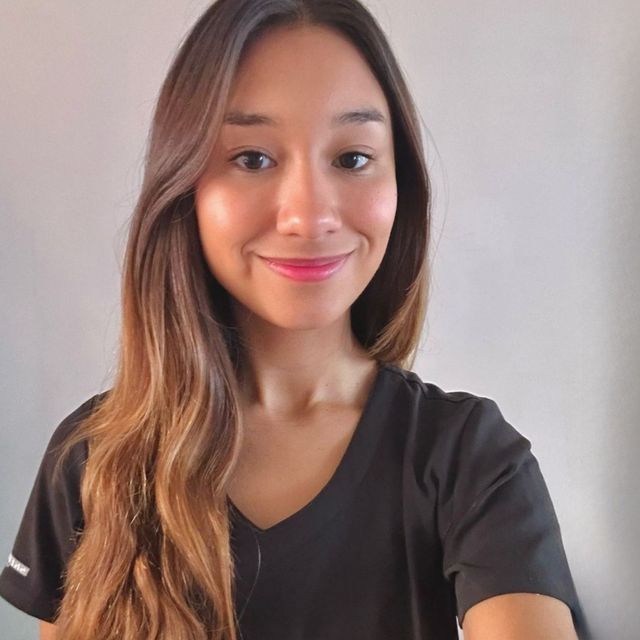 Camila Opazo Sotelo, Dentista Iquique