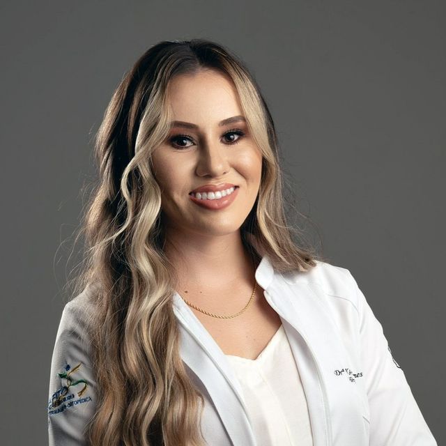 Kamyla Lemes, Fisioterapeuta Guarapuava