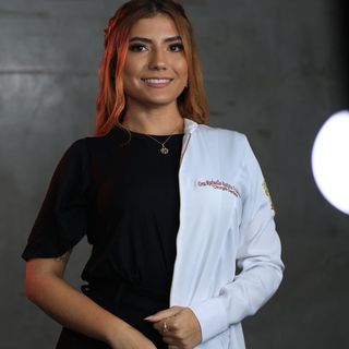 Ampliar imagem: Rafaella Vasconcelos, Dentista Niterói