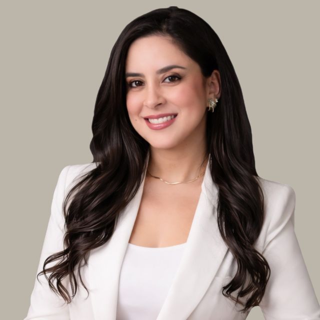 Natasha Ganem, Psiquiatra Rio de Janeiro