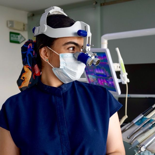 Andrea Gonzalez Avellaneda, Odontólogo Villavicencio