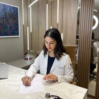 Isabela Calixto Maluf Kondo, Geriatra Curitiba