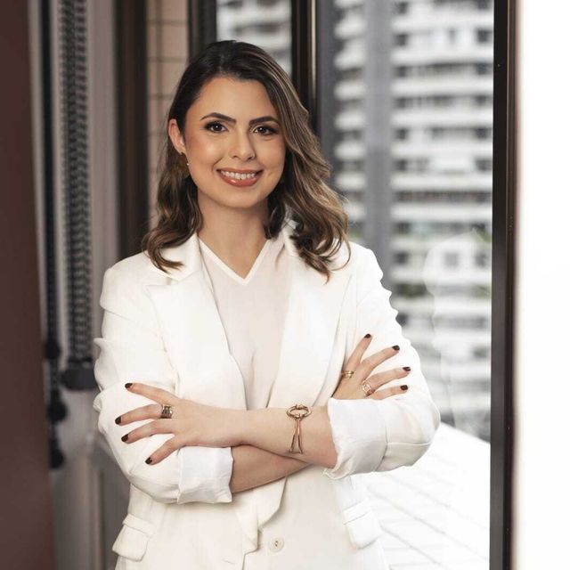 Elisa  Soares Gutierrez, Ginecologista Curitiba