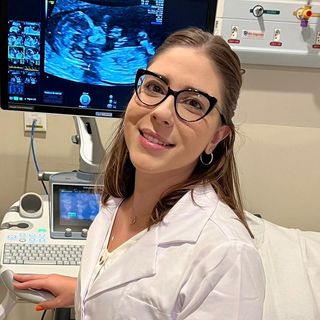 Dra. Fernanda Gualtieri