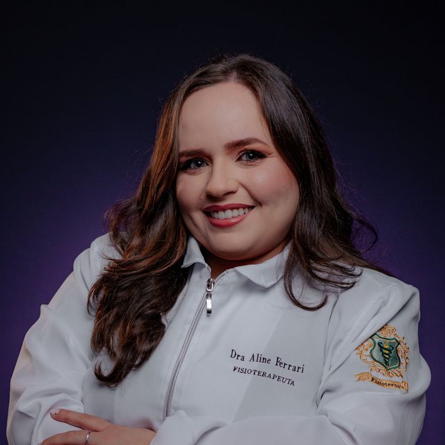 Aline  Ferrari, Fisioterapeuta Araucária