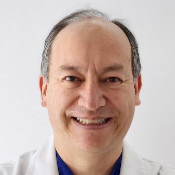 Marcos Daniel González Mariño, Cirujano maxilofacial Bogotá