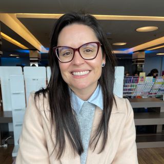 Aline R. A. Genesini, Psicólogo Porto Alegre