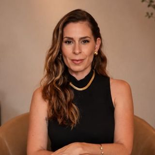 Camila Pizzo, Terapeuta complementar Bauru