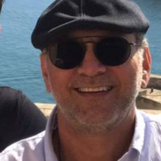 Dr. Johnny Bernardo Gonzalez Vargas