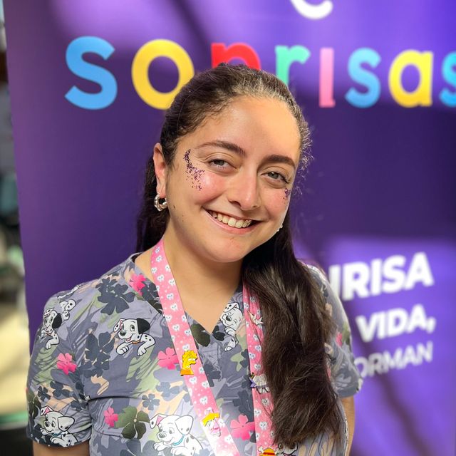 Sofia Vicent Kameid, Dentista Viña del Mar