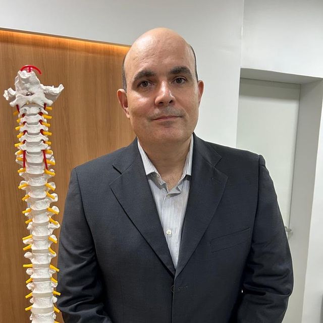 Joacil Carlos Da Silva Junior, Neurocirurgião Recife