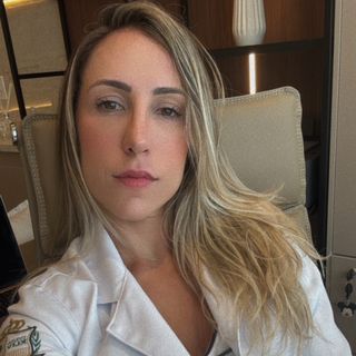 Dra. Mariana Moreirão