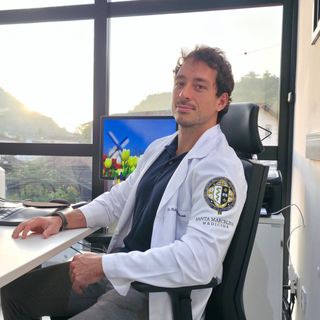 Nicholas Wintruff Macedo, Médico do esporte Santos