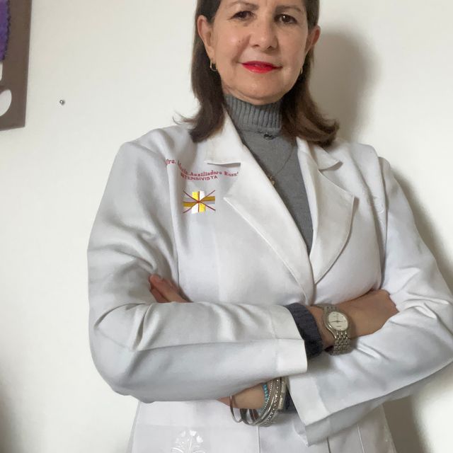 Maria Auxiliadora Rossi Gutiérrez, Especialista en Medicina Intensiva Las Condes