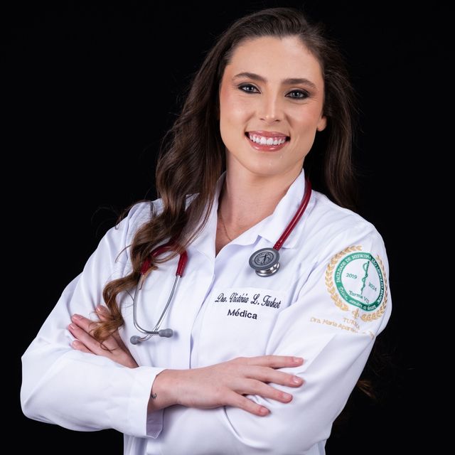 Victória  Luíza Turkot, Nutrólogo Atibaia