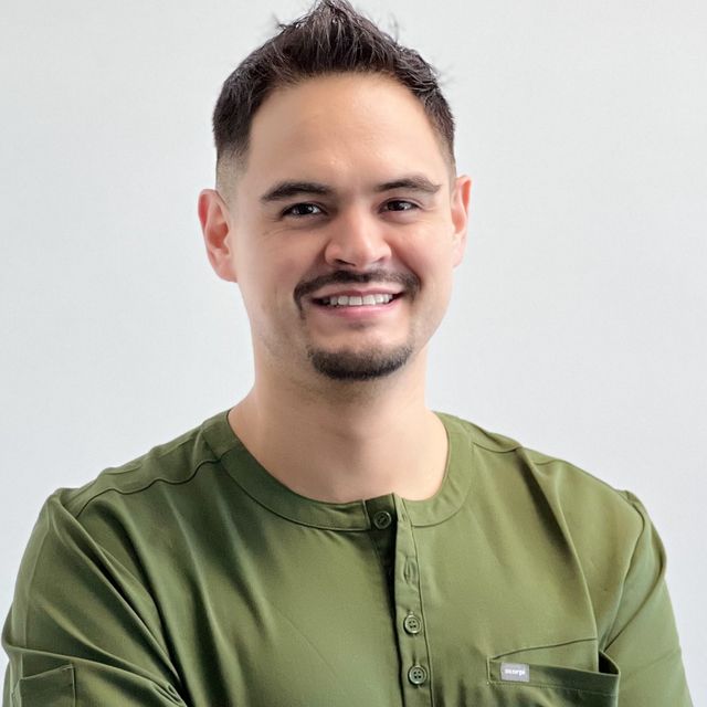 Raul  Rivera Soto, Dentista Temuco