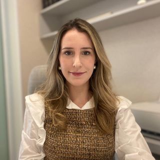 Ana Clara Maia Palhano, Dermatologista São Paulo