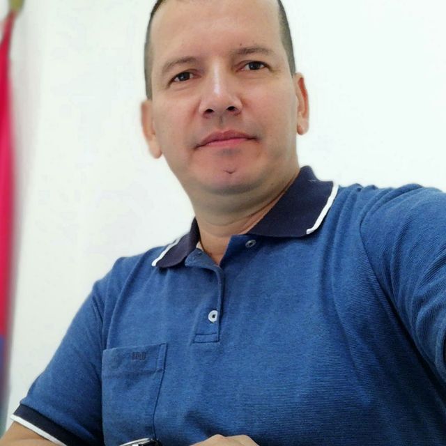 Hennry Bravo Rivera, Psicólogo Neiva