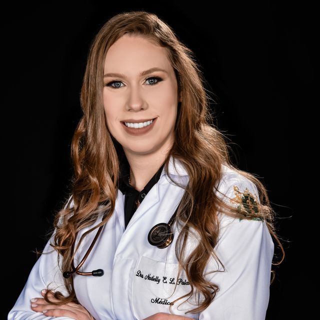 Natielly Emily Lebelein Paloski, Médico clínico geral Curitiba