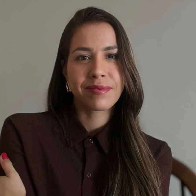 Bruna Resende, Dentista Piracicaba