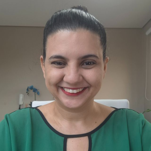 Talita Gomes, Psicólogo Santos