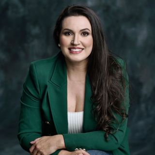 Ivana Schwarcke, Ginecologista Porto Alegre