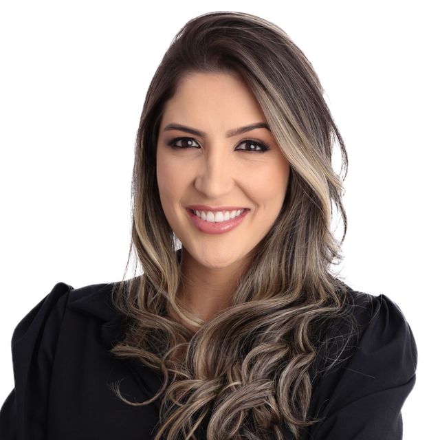 Jéssica  Lima Nesello, Dentista Curitiba