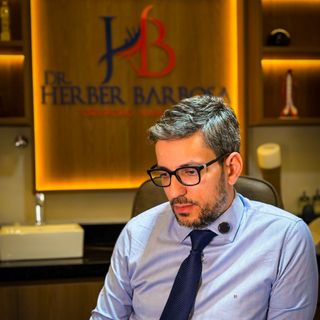 Ampliar imagem: Herber  Barbosa Matias , Cirurgião vascular Maceió