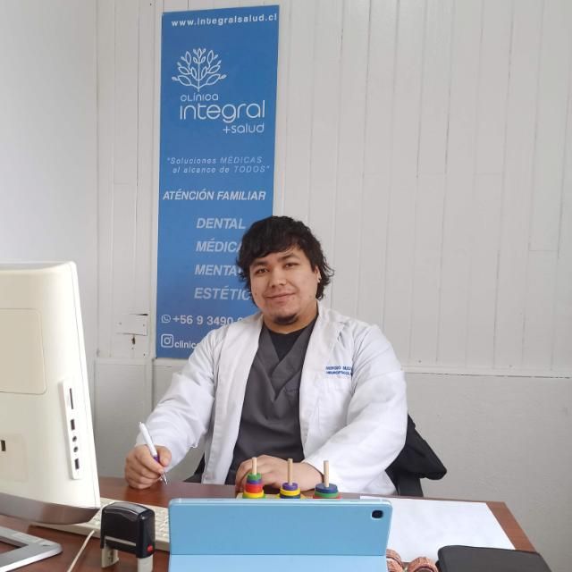 Sergio Bustos Concha, Psicólogo Concepción