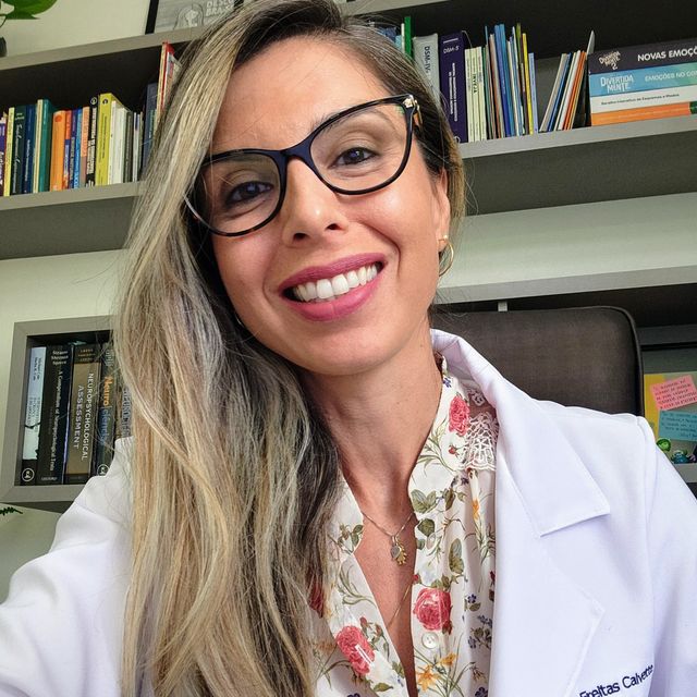 Luara de  Freitas Calvette, Psicólogo Gravatal
