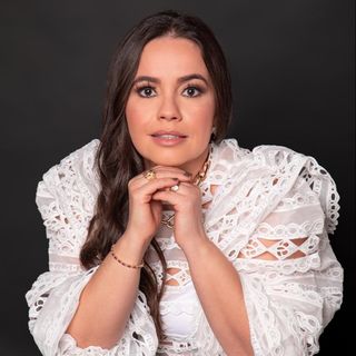Ampliar imagem: Tatiane Coelho Veneziano, Endocrinologista Itaguaí
