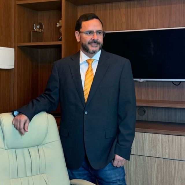 Gláucio  Boechat Costa, Cirurgião geral Guarapari