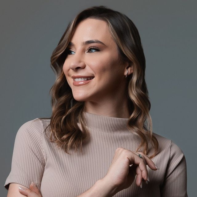 Ana Caroline Martinelli, Oftalmologista Sinop