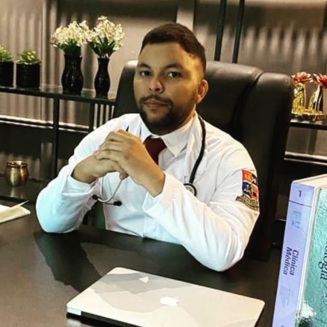 Carlos  Gabriel Andrade, Médico de família Teresina