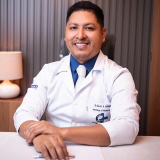 Ampliar imagem: David Alexander Hidalgo Aguilar, Ortopedista - Traumatologista Campinas