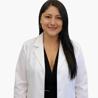 Dra. Chris Estefania Bolaños Ortega