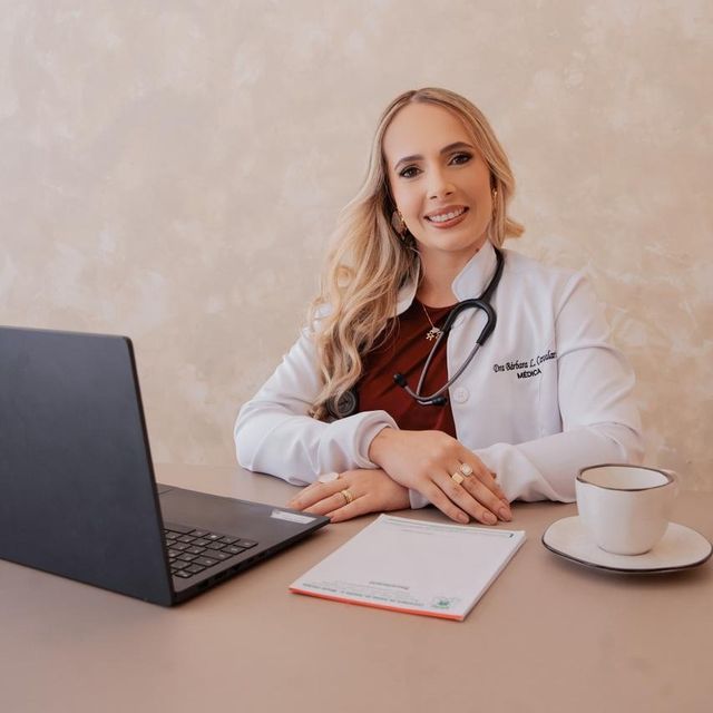 Bárbara Letícia Cavalari, Médico clínico geral Marília