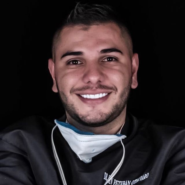 Juan Esteban Otalvaro Mejía, Odontólogo Medellín