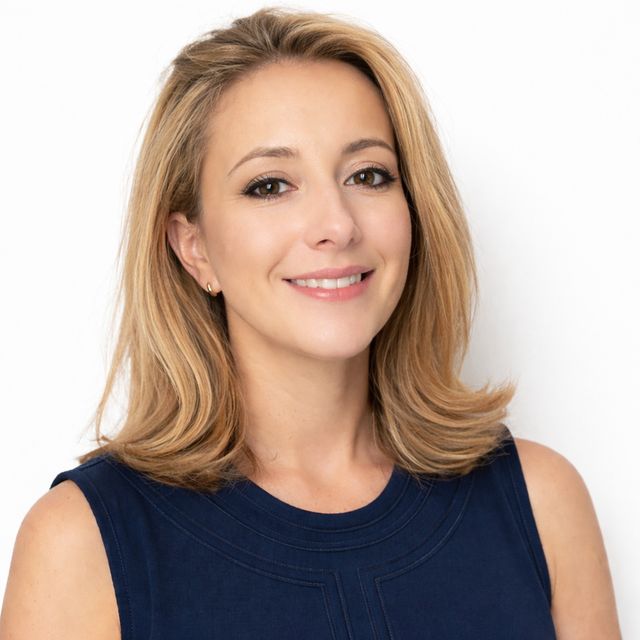 Silvania Klug Pimentel , Cirurgião geral Curitiba