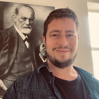 Danilo Hadek, Psicólogo São Paulo