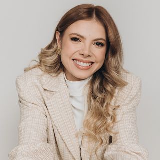 Bárbara Santos R. Leão, Oftalmologista Rio Verde
