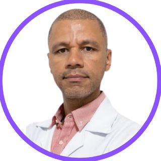 Ampliar imagem: Flávio Monteiro Lopes, Urologista Almenara