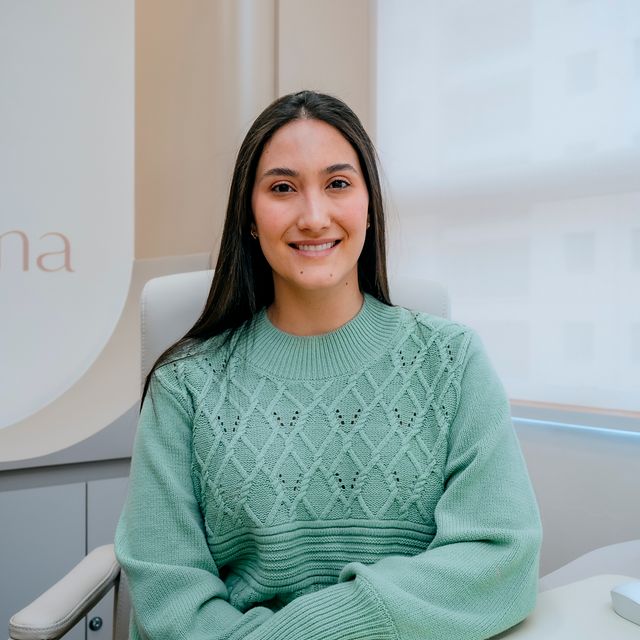 Clara Lucía Escobar Escarraga, Ginecólogo Medellín