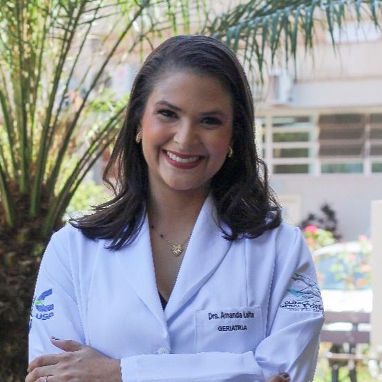 Amanda Leite, Geriatra Catalão