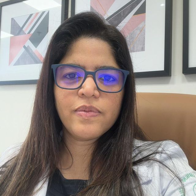 Maria Emilia Carvalho e Carvalho, Coloproctologista Belo Horizonte