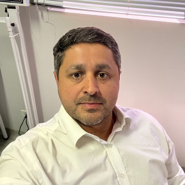 Rogerio De Amorim Oliveira, Ortopedista - Traumatologista São Paulo