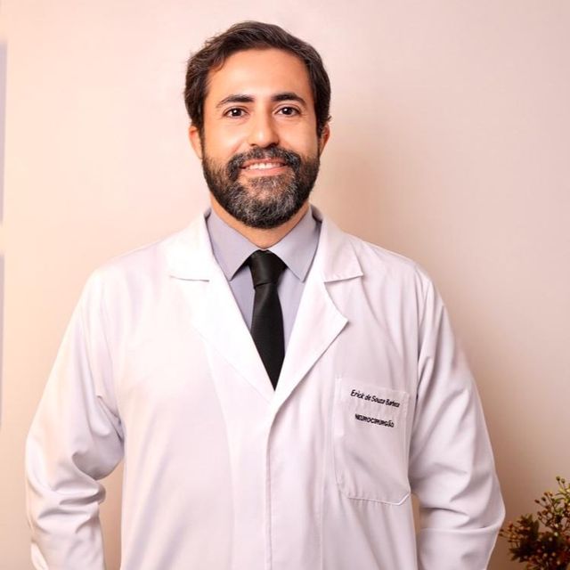 Erick de Souza, Neurocirurgião Aracaju