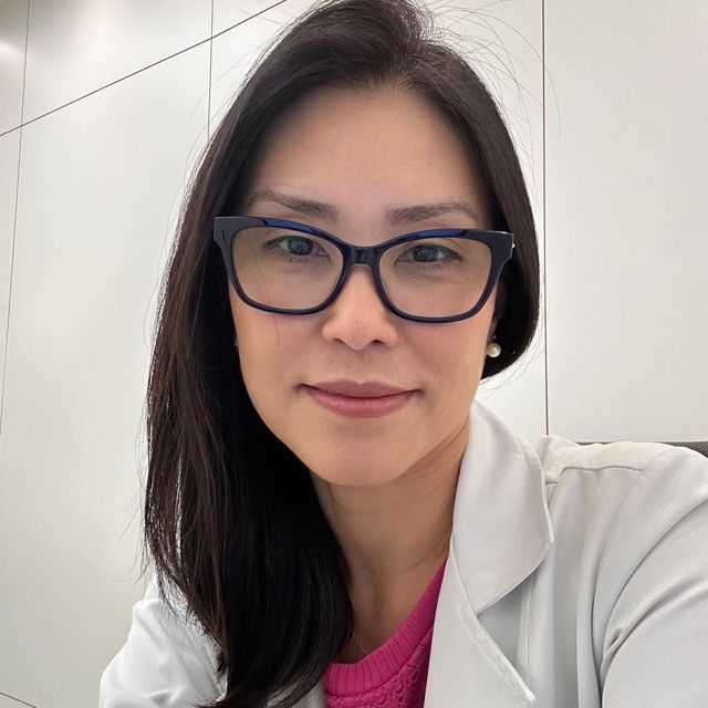 Cassiana Tami Konishi, Dermatologista São Paulo