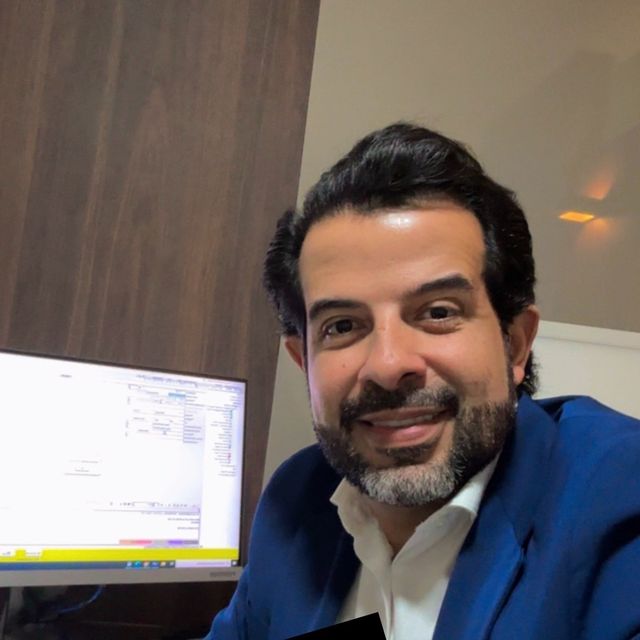 Igor Marcelo Souto Maior Araujo, Ortopedista - Traumatologista São Luís